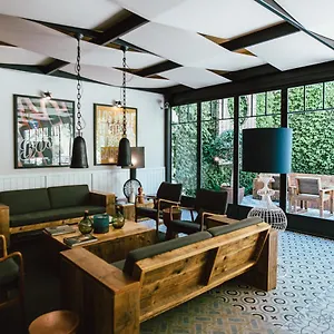 Praktik Vinoteca Hotell Barcelona